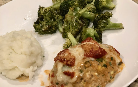 Mini Chicken Meatloaves with Broccoli