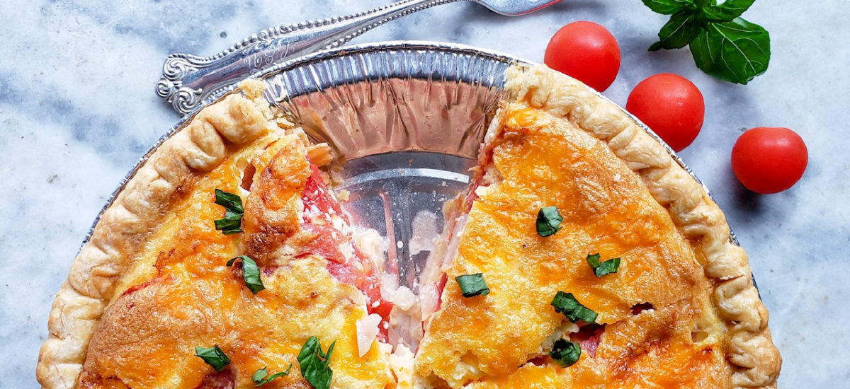Simple Classic Tomato Pie