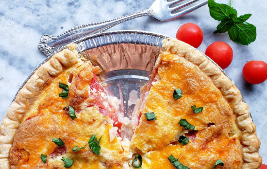 Simple Classic Tomato Pie