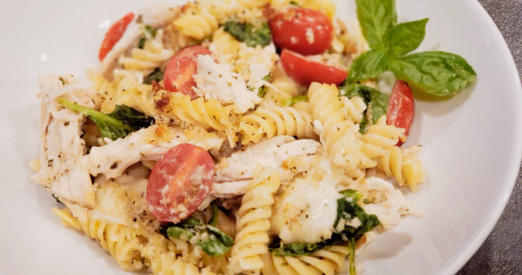 Pasta Bake with Chicken, Tomatoes & Spinach