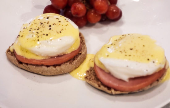 Easy Eggs Benedict – In the oven!