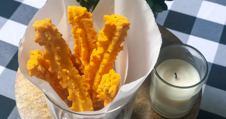 The Southern Cheese Straw