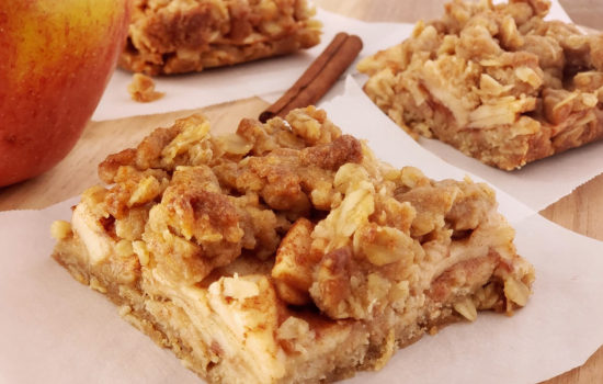 Apple Oatmeal Crumb Bars