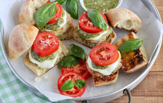Say Grazie to these Grilled Caprese Chicken Sliders!