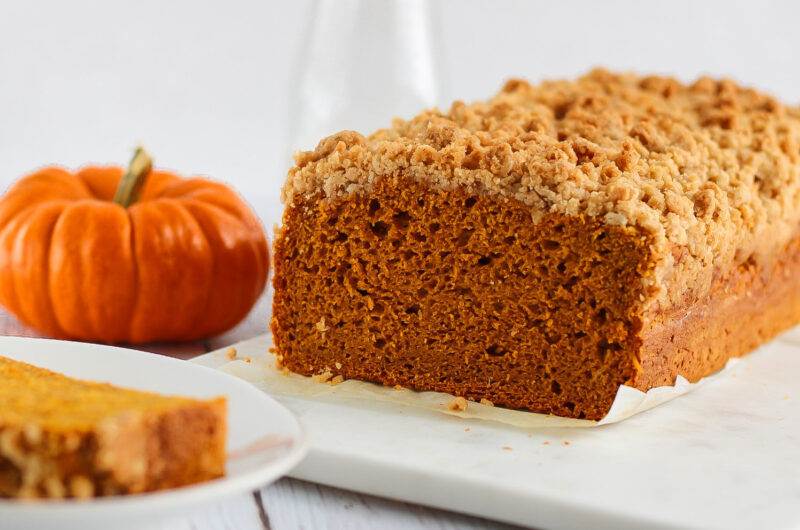 Simple Cake Mix Pumpkin Streusel Bread