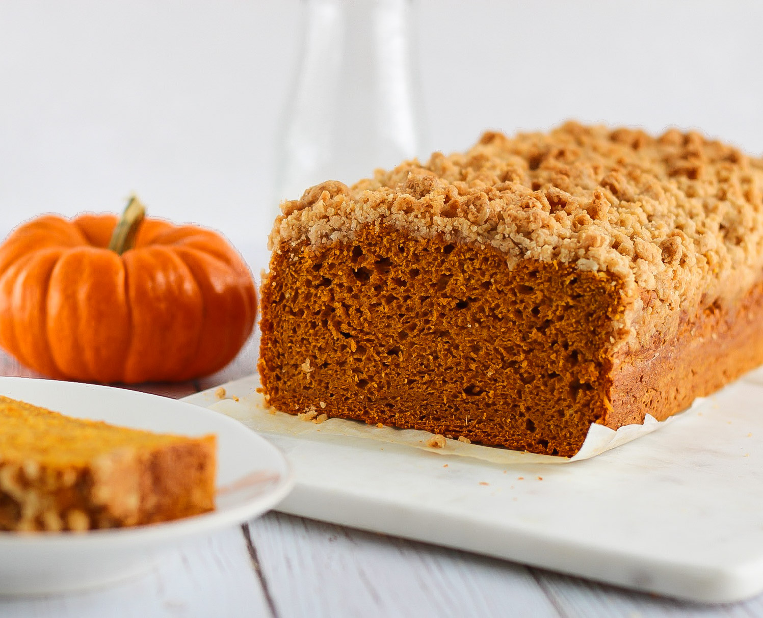 Simple Cake Mix Pumpkin Streusel Bread The Tasty Bits