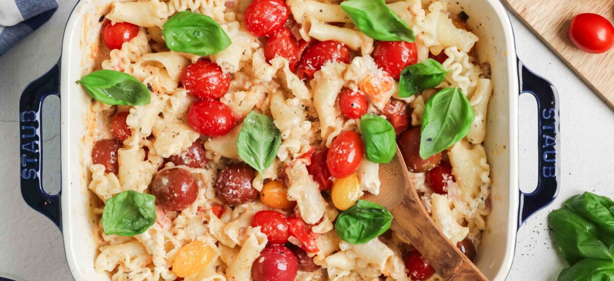 Simple Creamy Baked Boursin & Tomato Pasta