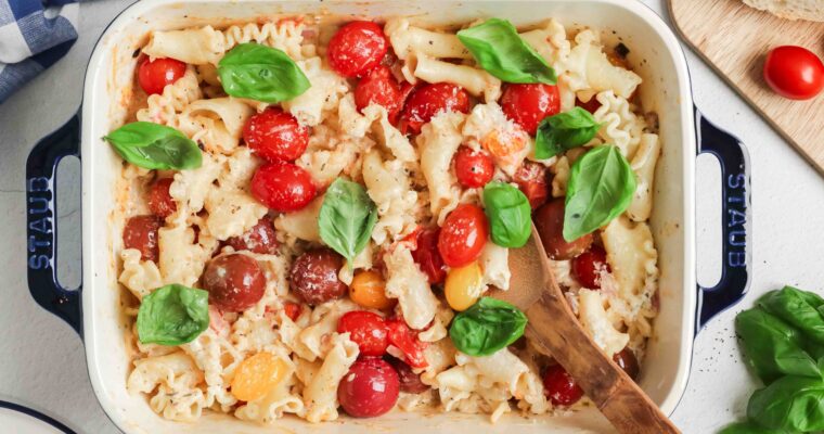 Simple Creamy Baked Boursin & Tomato Pasta
