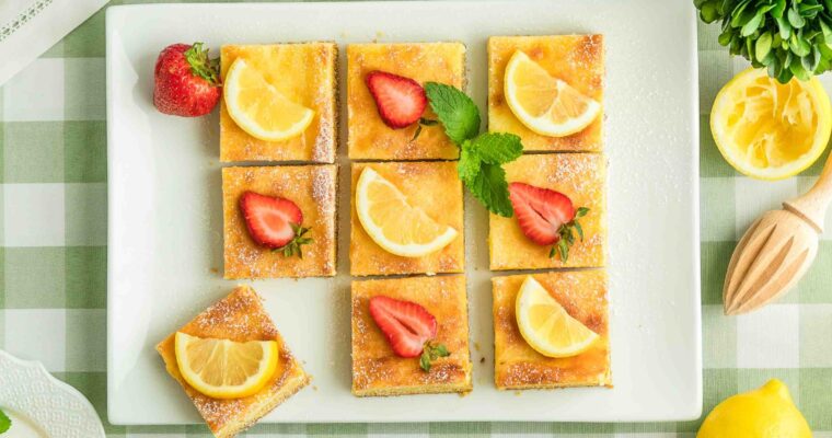 Easy & Delicious Lemon Gooey Butter Cake